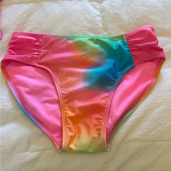 Cat & Jack / NWT/ Vibrant Pink Kids Swim Rashguard Set/ size 16-18 KIDS -XXL - Picture 3 of 9